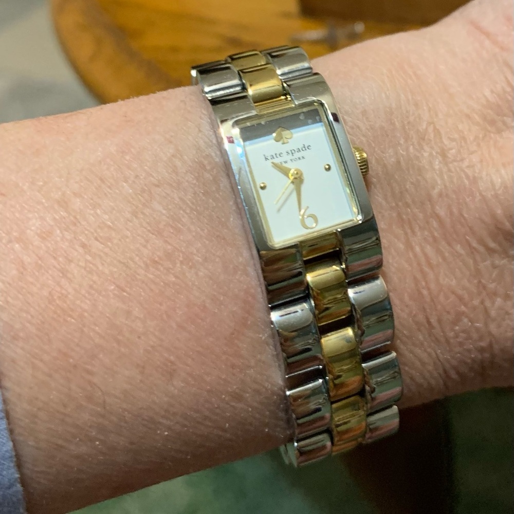 Like new worn once watch